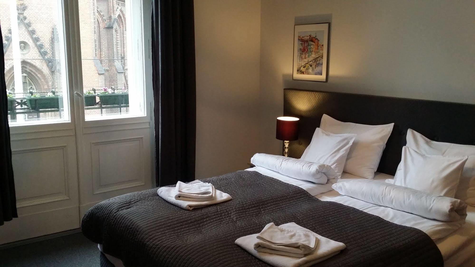 City Center Rooms Poznań Exteriör bild